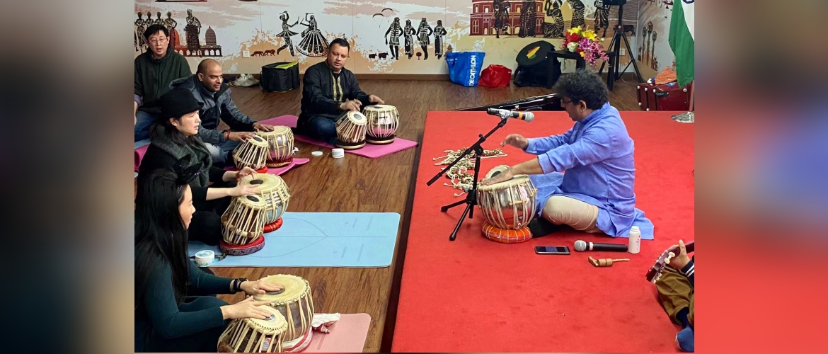 Lecture cum demo of Tabla music by Dr. Jaideb Mukherjee during the Indian classical music and dance workshop (25-30 Dec 2021)