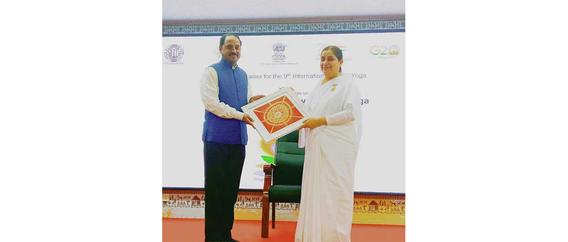 Consul General Dr. N. Nandakumar inaugurated the 9th International Day of Yoga celebrations in Shanghai with a curtain raiser event on ‘Emotional Immunity through Yoga’,  jointly organised with BrahmaKumaris on 14.06.2023
